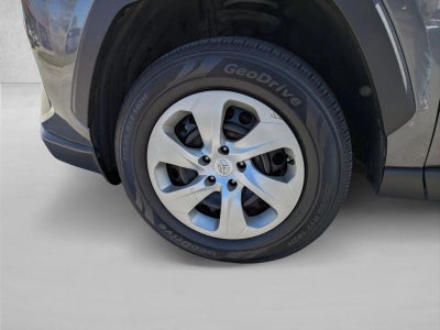 2020 Toyota RAV4 LE FWD (GS)