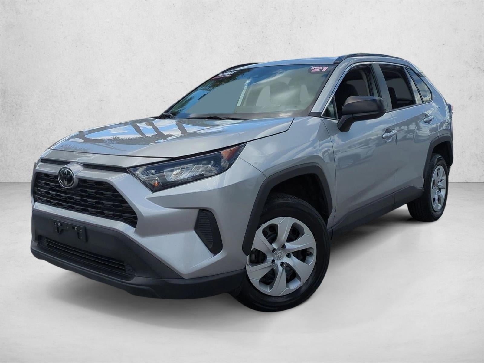 2021 Toyota RAV4 LE FWD (GS)