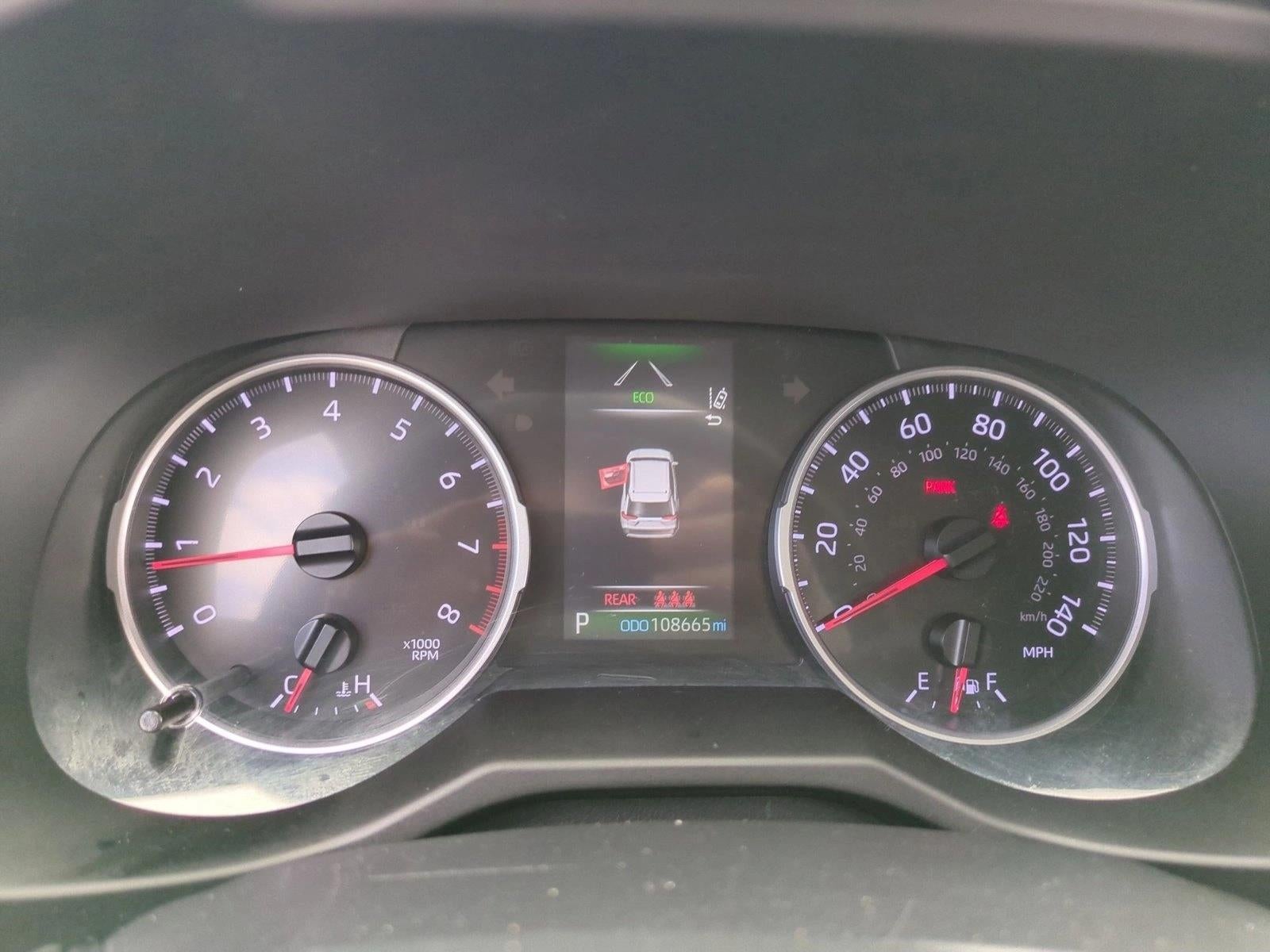 2021 Toyota RAV4 LE FWD (GS)