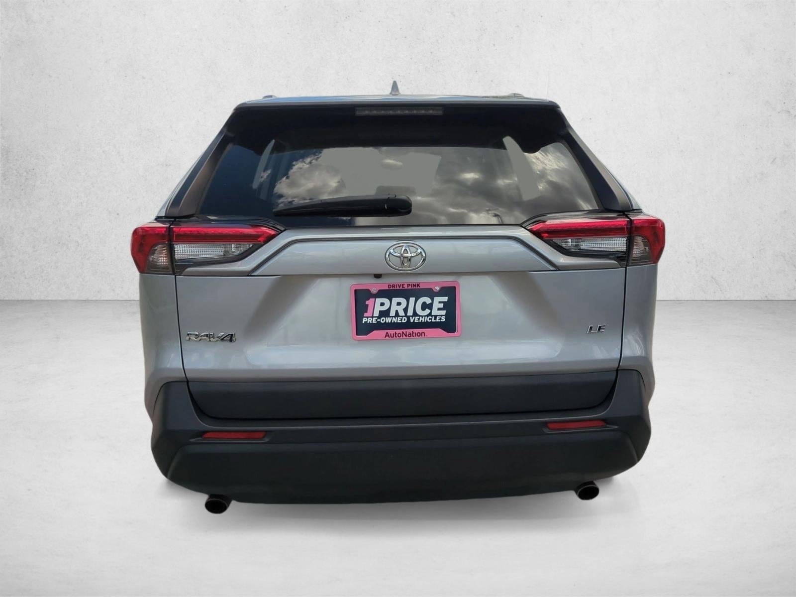 2021 Toyota RAV4 LE FWD (GS)