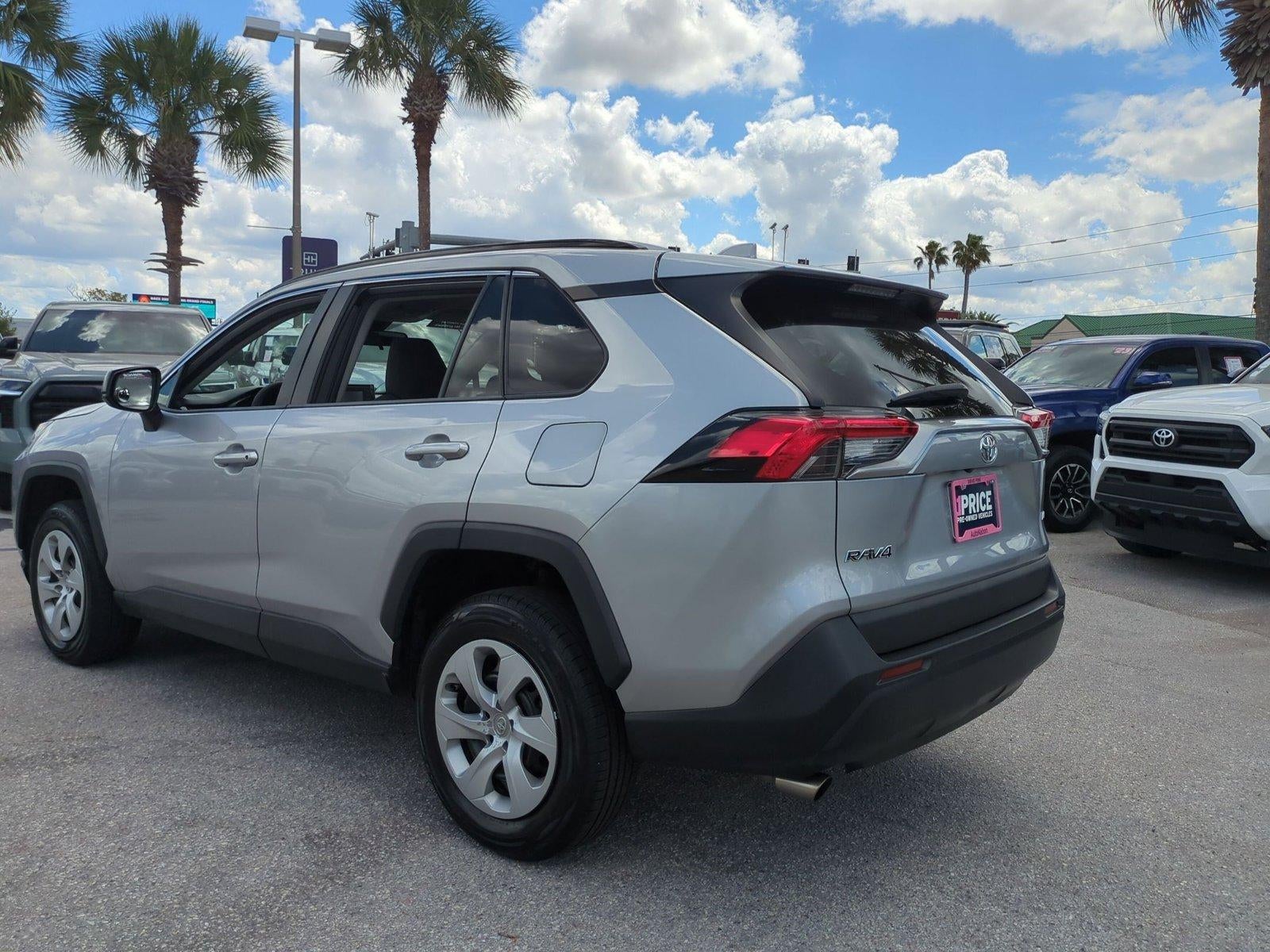 2021 Toyota RAV4 LE FWD (GS)