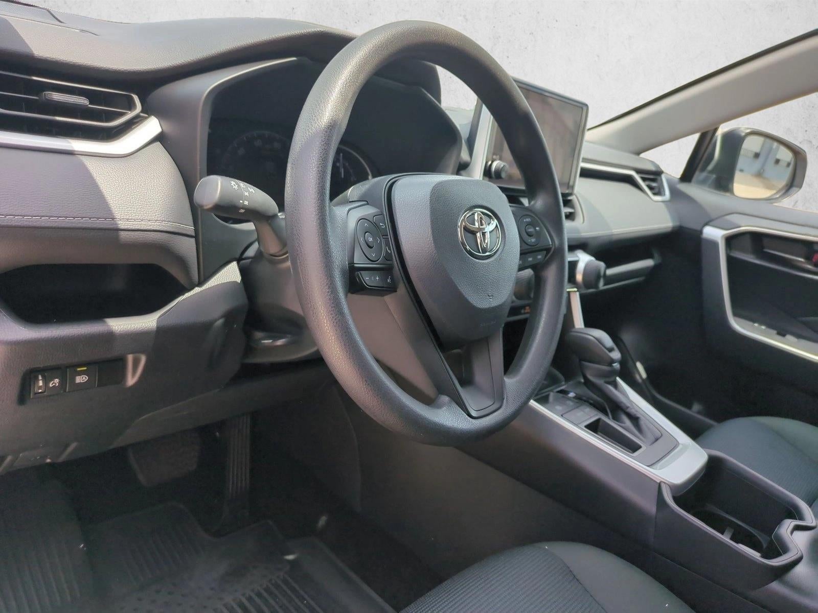 2024 Toyota RAV4 LE FWD (GS)