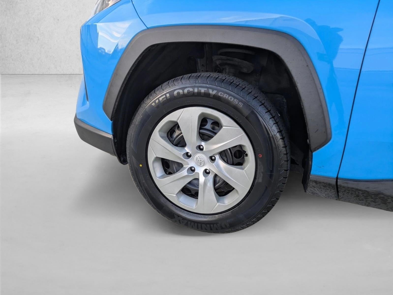 2021 Toyota RAV4 LE FWD (GS)