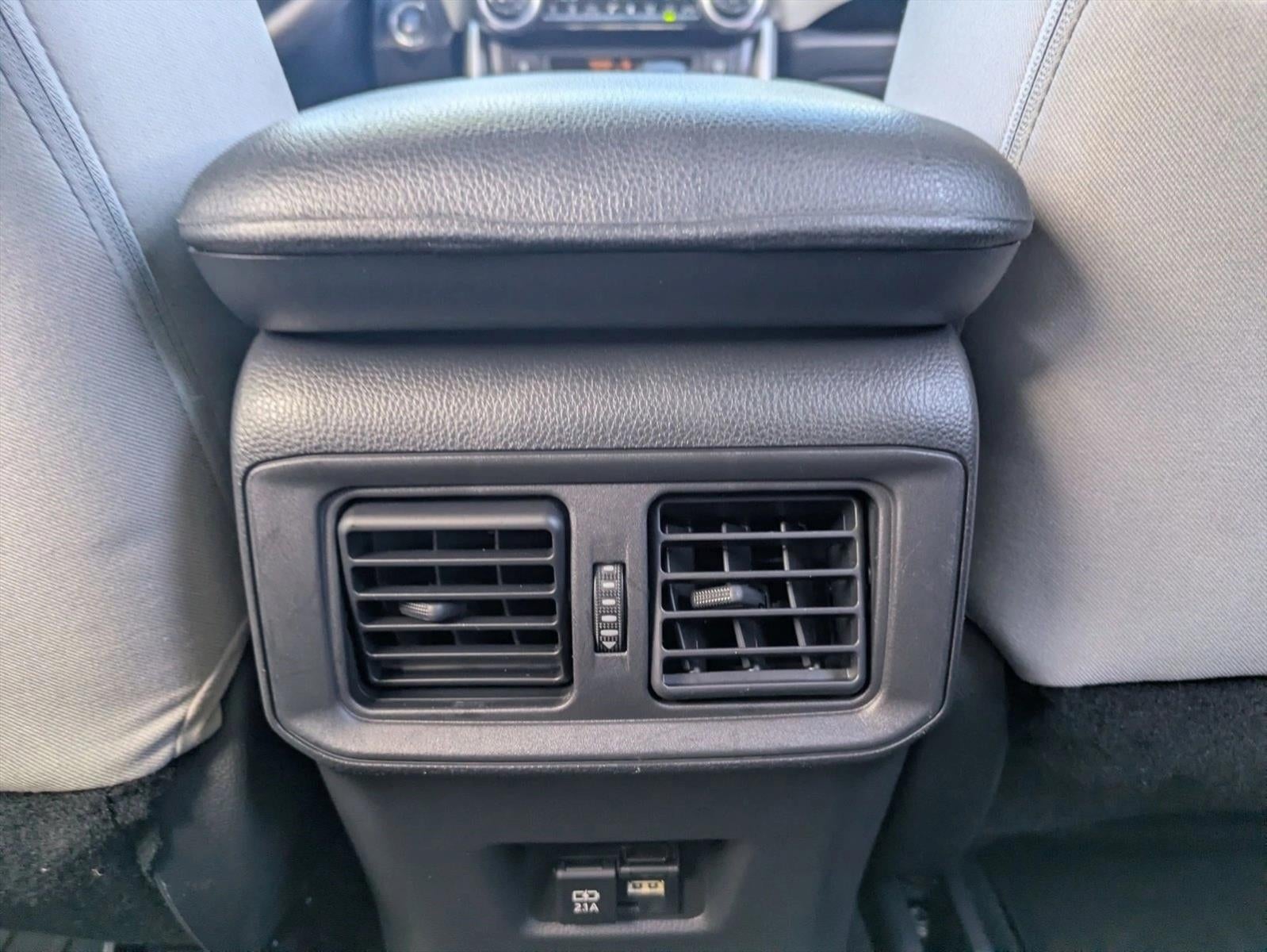 2021 Toyota RAV4 XLE AWD (Natl)