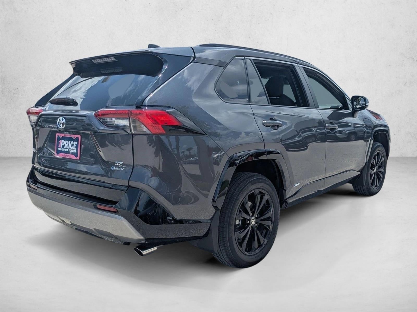 2025 Toyota RAV4 Hybrid SE AWD (Natl)