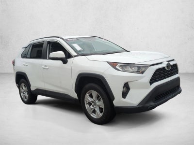 2020 Toyota RAV4 XLE FWD (GS)
