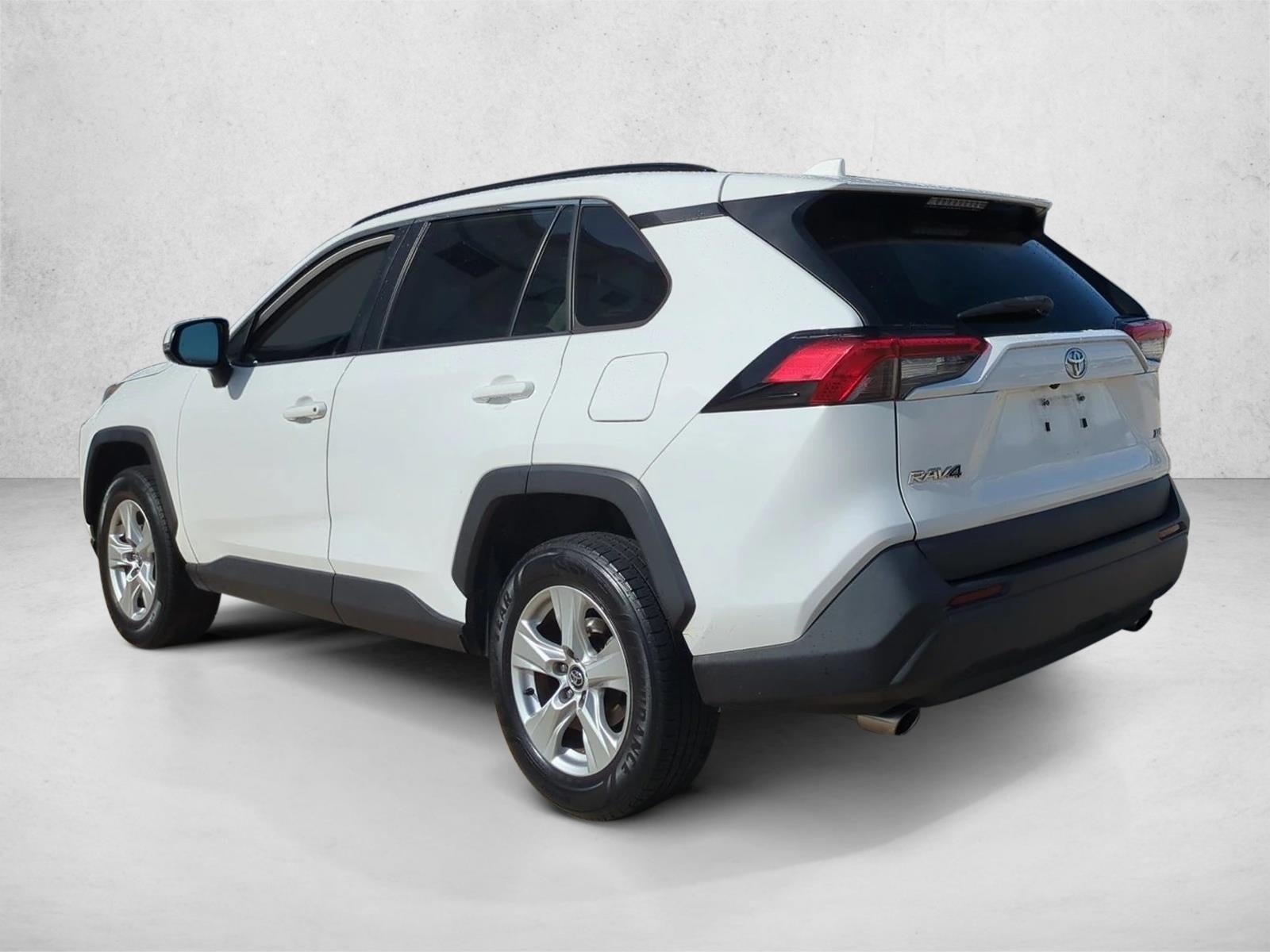 2020 Toyota RAV4 XLE FWD (GS)