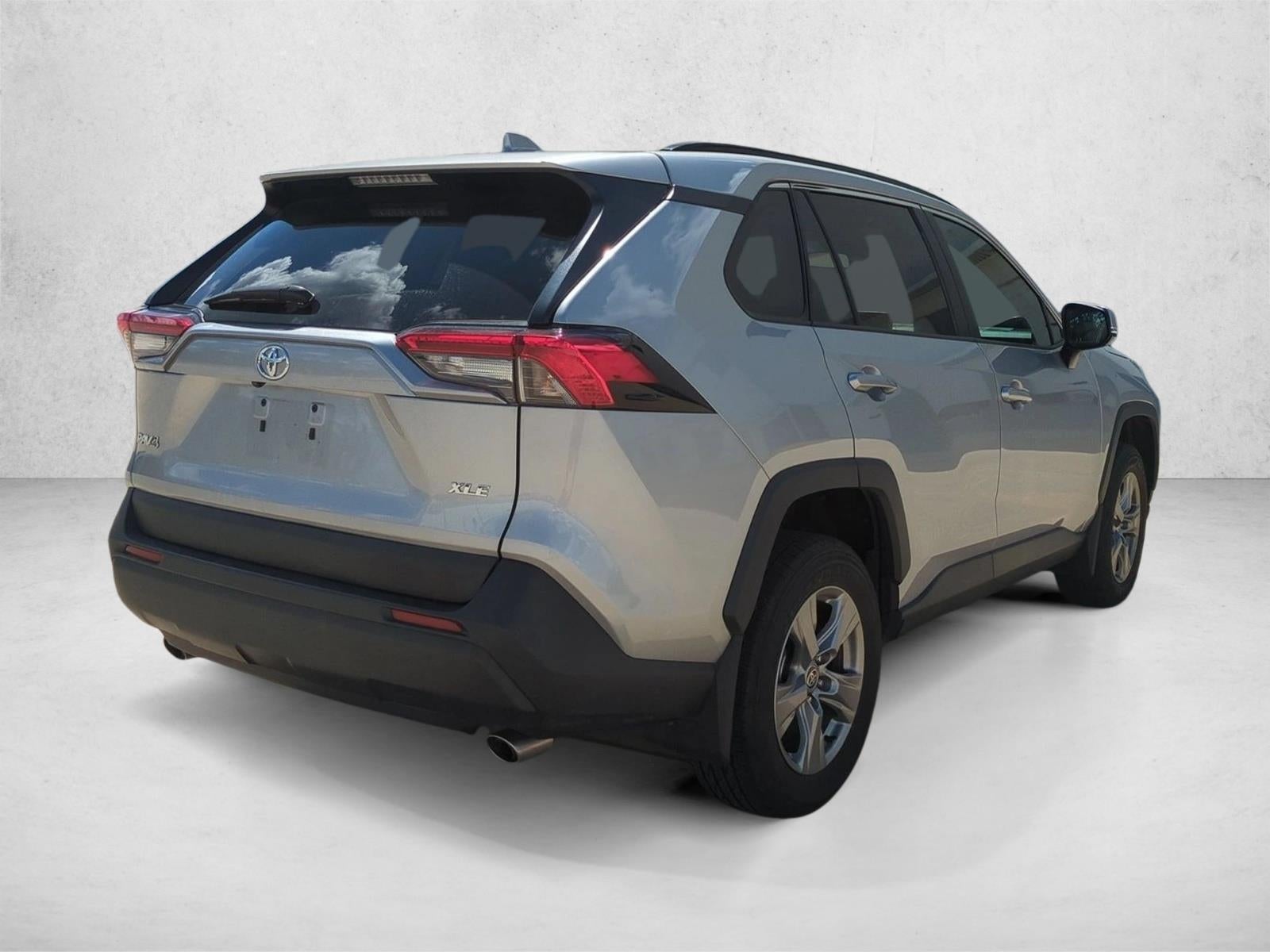 2024 Toyota RAV4 XLE FWD (Natl)