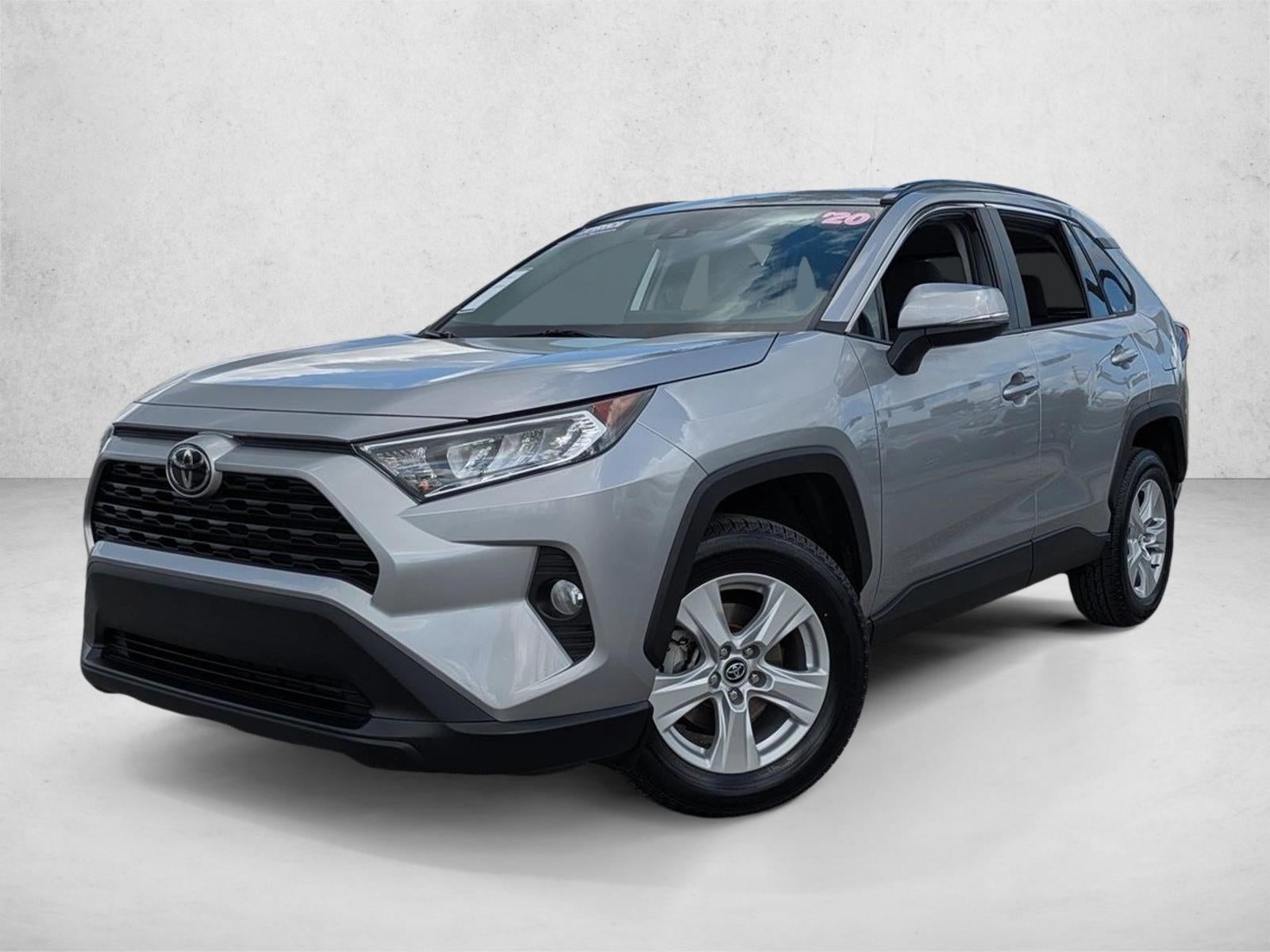 2020 Toyota RAV4 XLE FWD (GS)