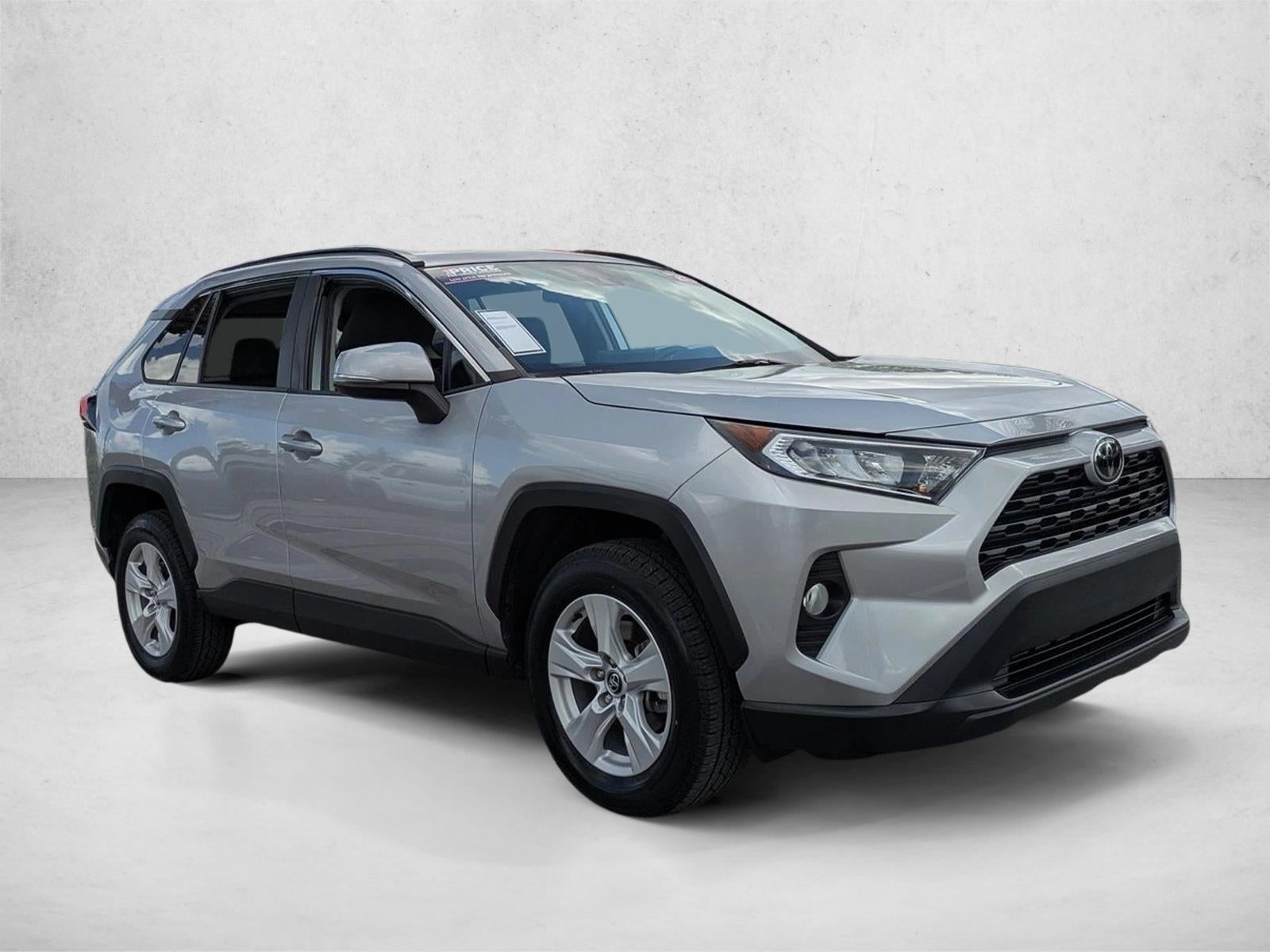 2020 Toyota RAV4 XLE FWD (GS)