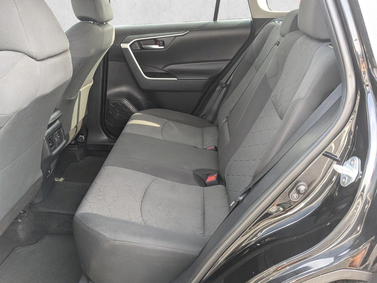 2021 Toyota RAV4 XLE FWD (GS)