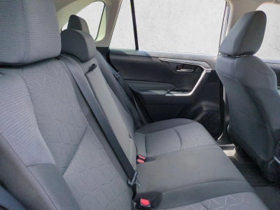 2022 Toyota RAV4 XLE FWD (GS)