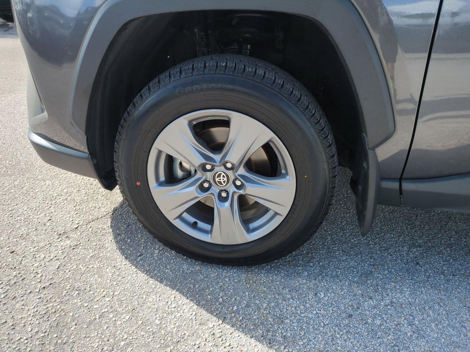 2024 Toyota RAV4 XLE FWD (Natl)