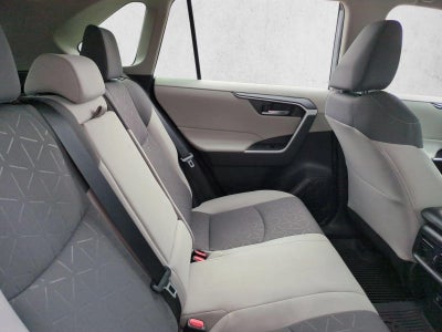 2021 Toyota RAV4 XLE FWD (GS)