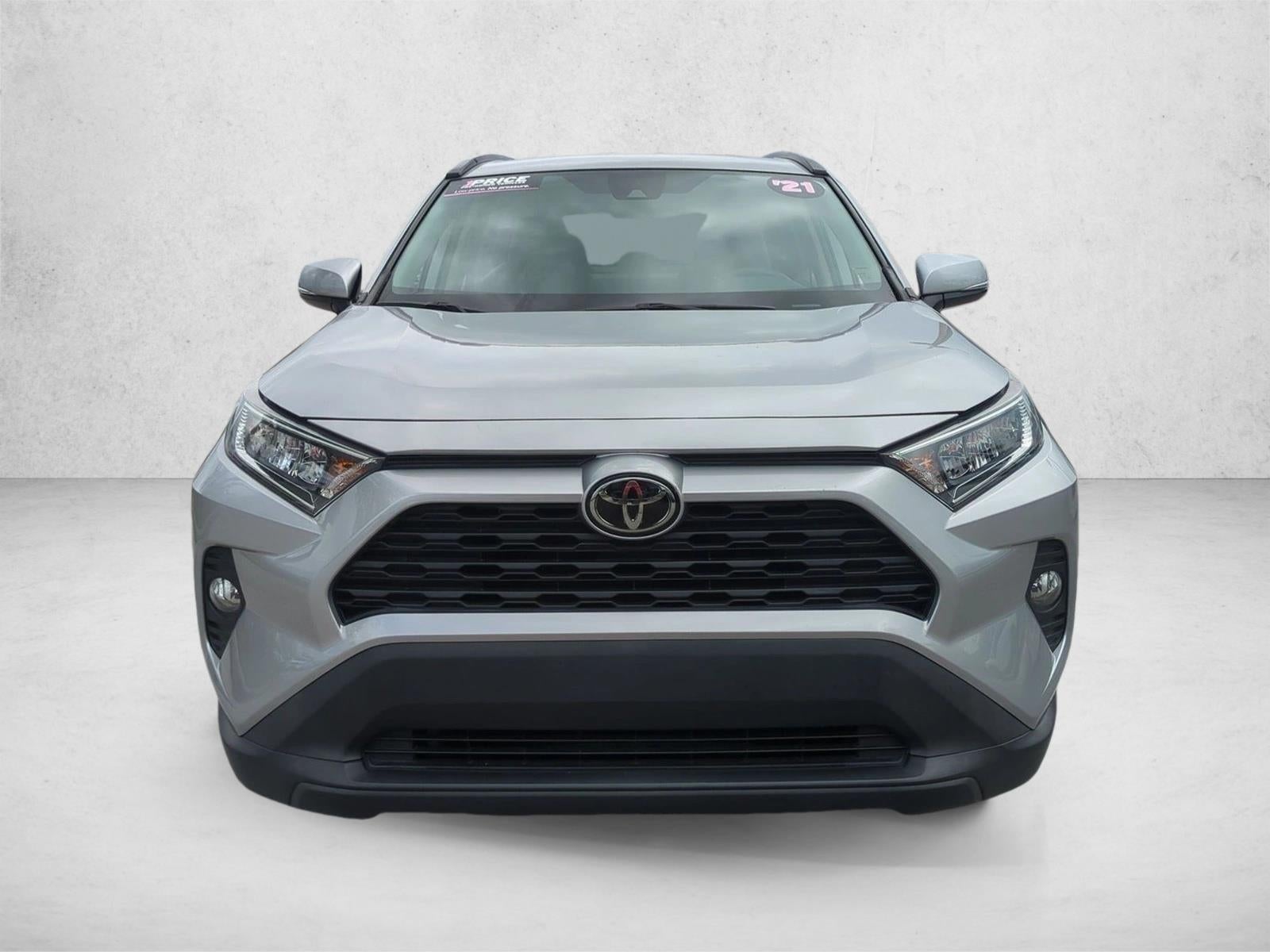 2021 Toyota RAV4 XLE FWD (GS)