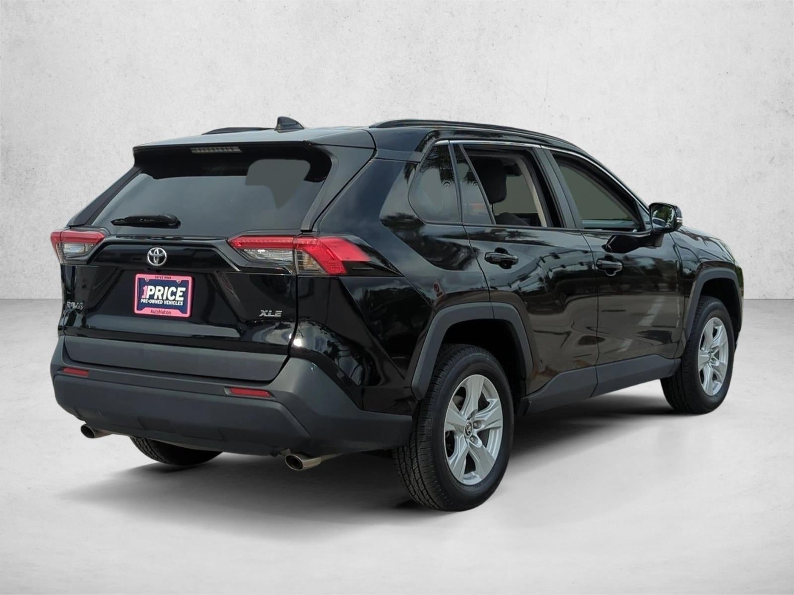 2021 Toyota RAV4 XLE FWD (GS)