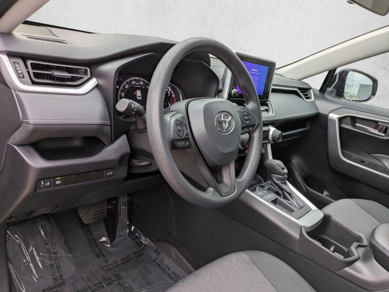 2024 Toyota RAV4 XLE FWD (Natl)