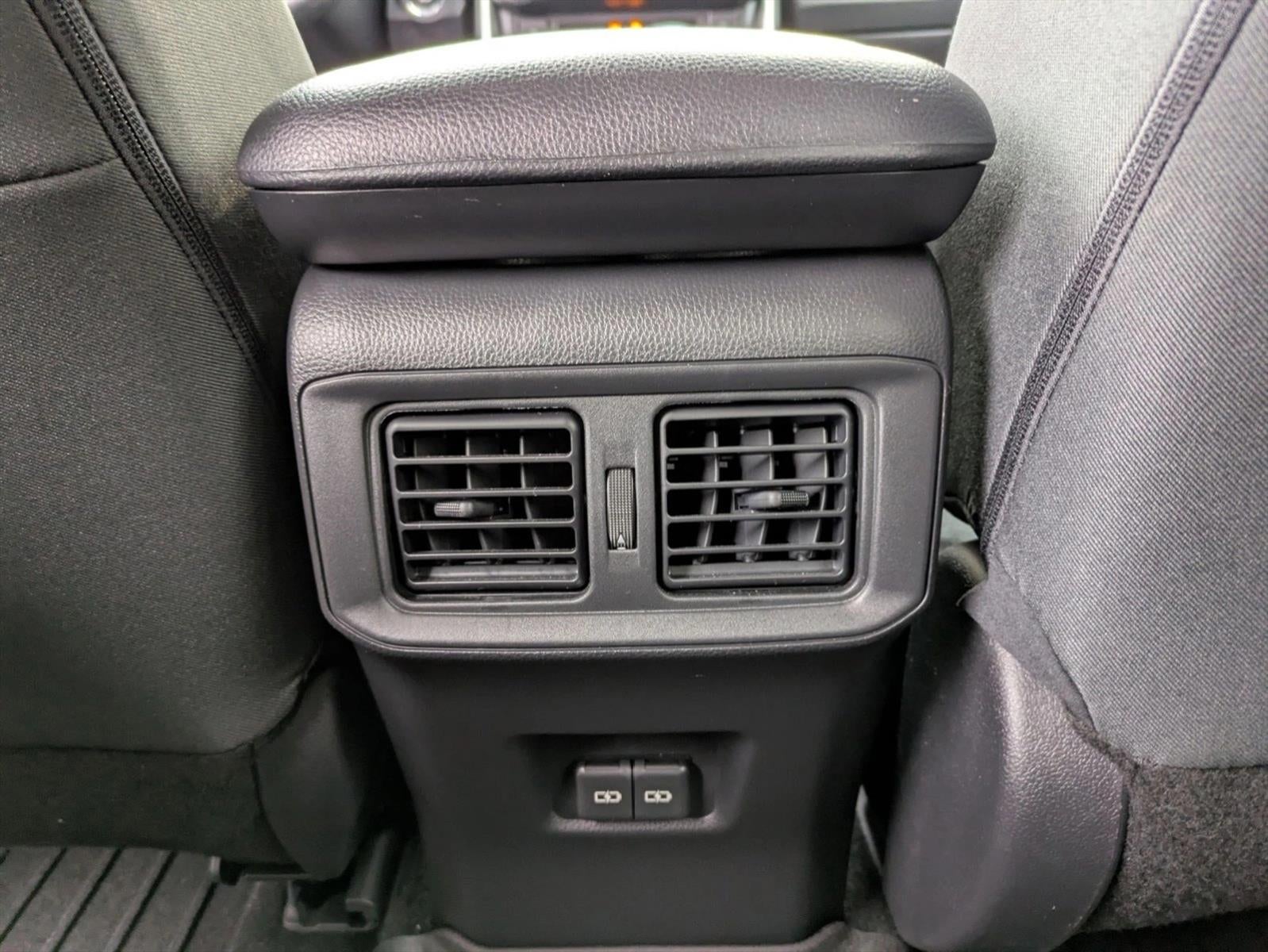 2024 Toyota RAV4 XLE FWD (Natl)