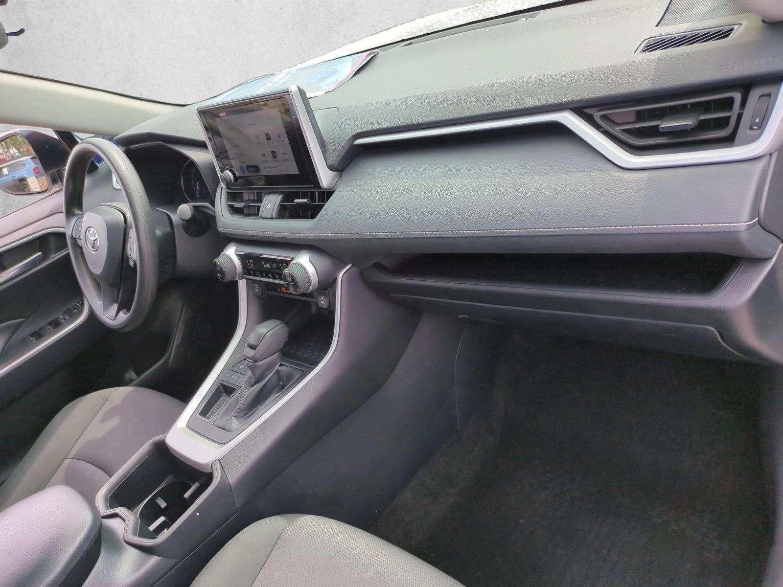 2024 Toyota RAV4 XLE FWD (Natl)