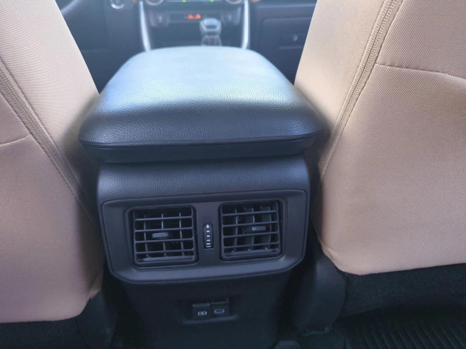 2025 Toyota RAV4 XLE FWD (GS)
