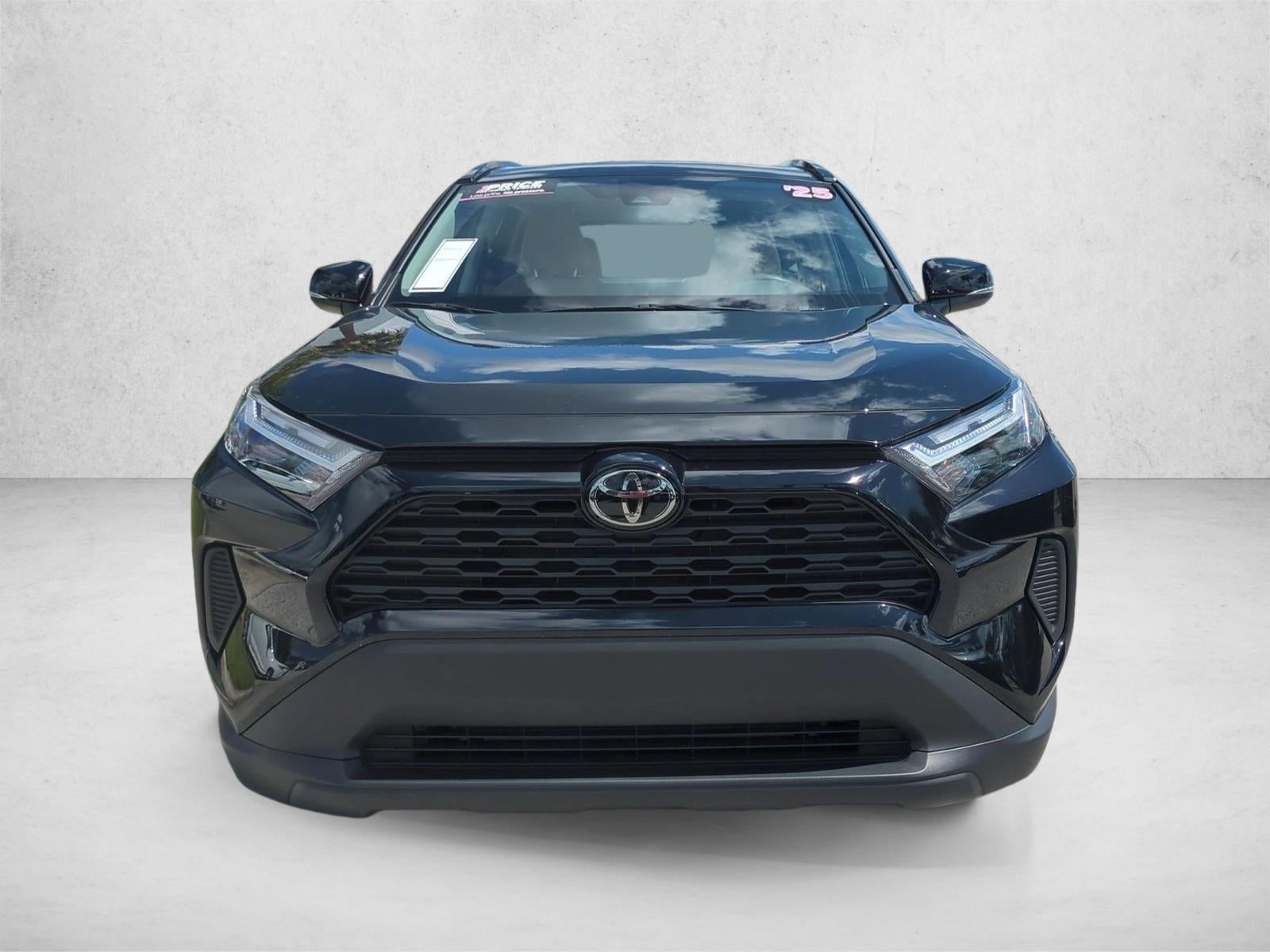 2025 Toyota RAV4 XLE FWD (GS)