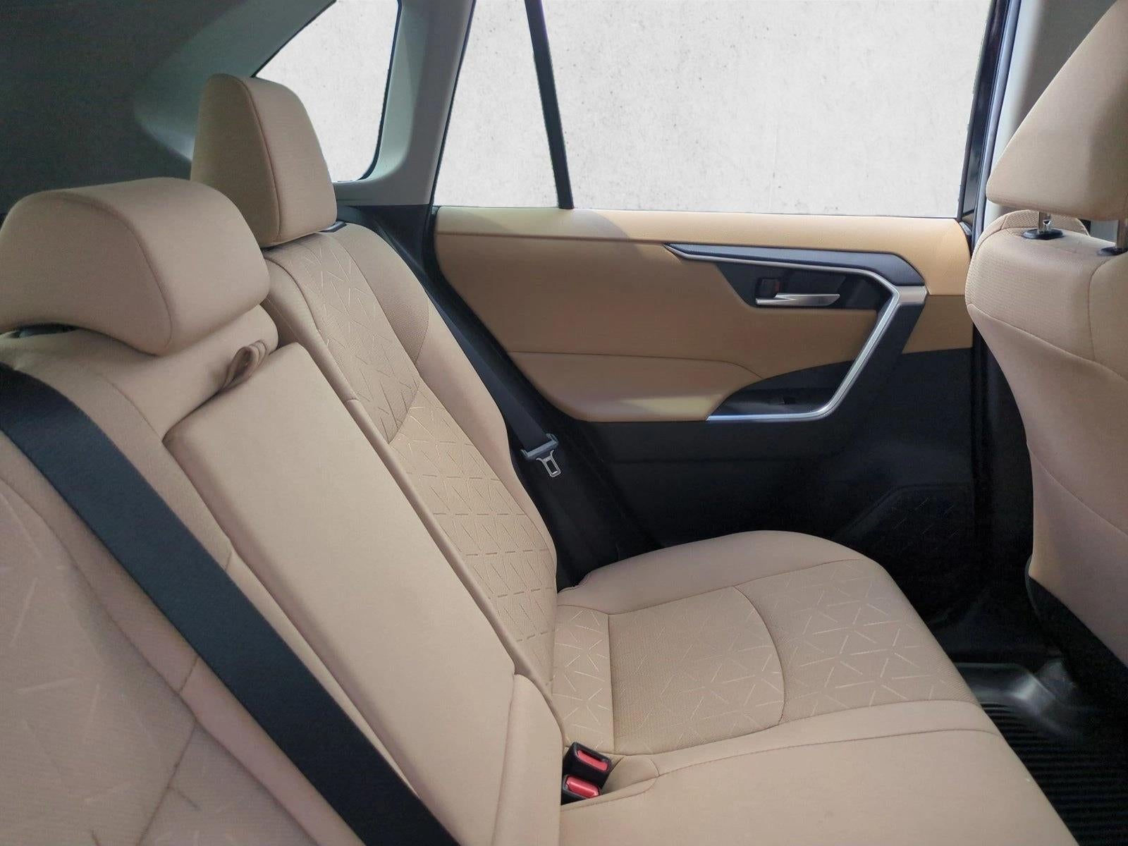 2025 Toyota RAV4 XLE FWD (GS)
