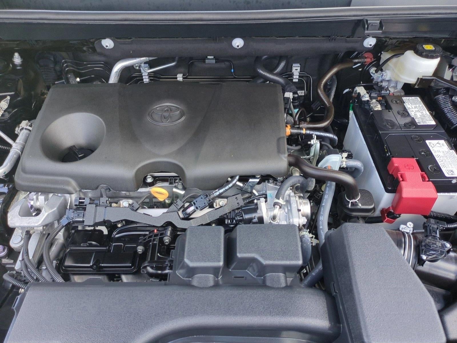 2025 Toyota RAV4 XLE FWD (GS)
