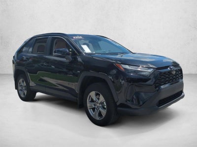 2025 Toyota RAV4 XLE FWD (GS)