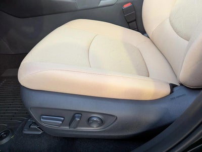 2025 Toyota RAV4 XLE FWD (GS)