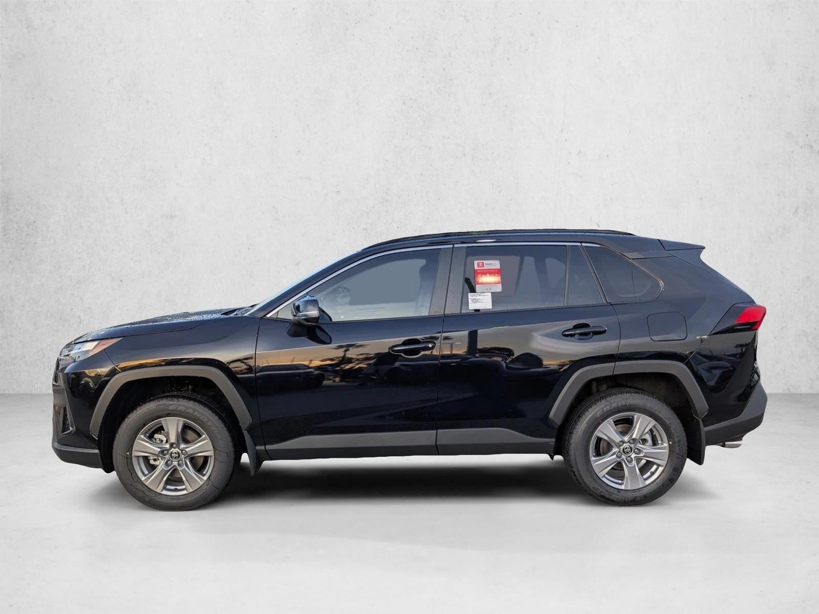 2025 Toyota RAV4 XLE FWD (GS)