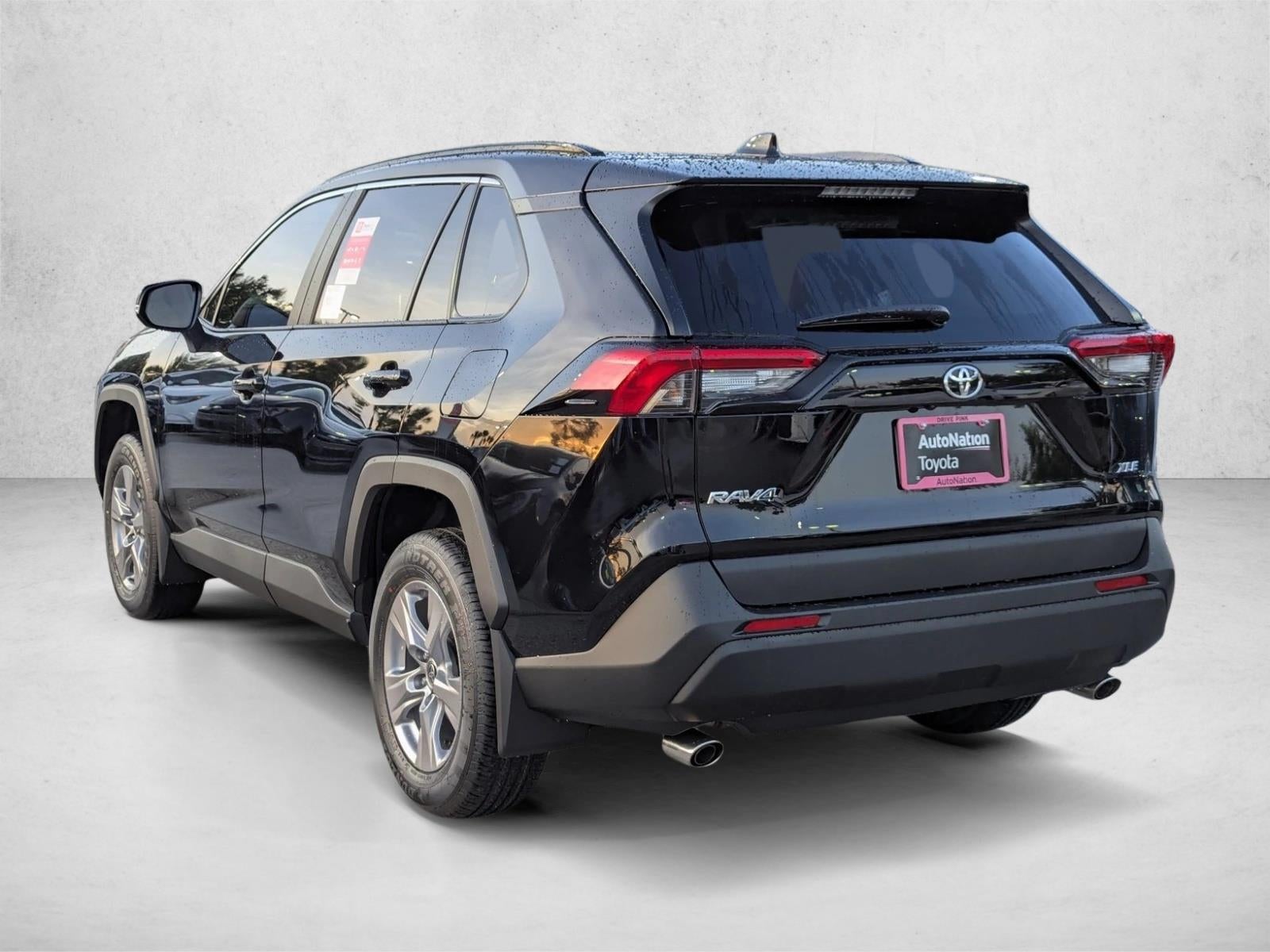 2025 Toyota RAV4 XLE FWD (GS)