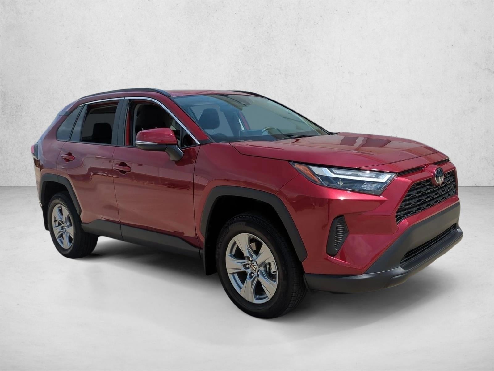 2025 Toyota RAV4 XLE FWD (GS)