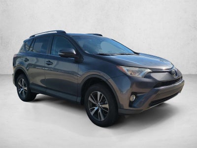 2018 Toyota RAV4 XLE FWD (GS)