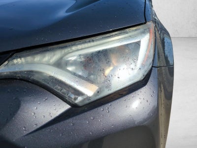 2018 Toyota RAV4 XLE FWD (GS)