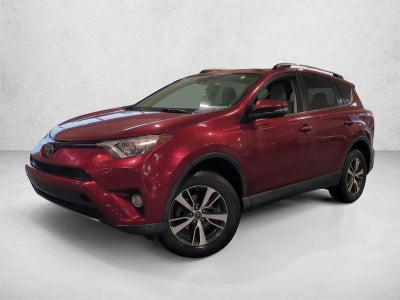 2018 Toyota RAV4 XLE FWD (GS)