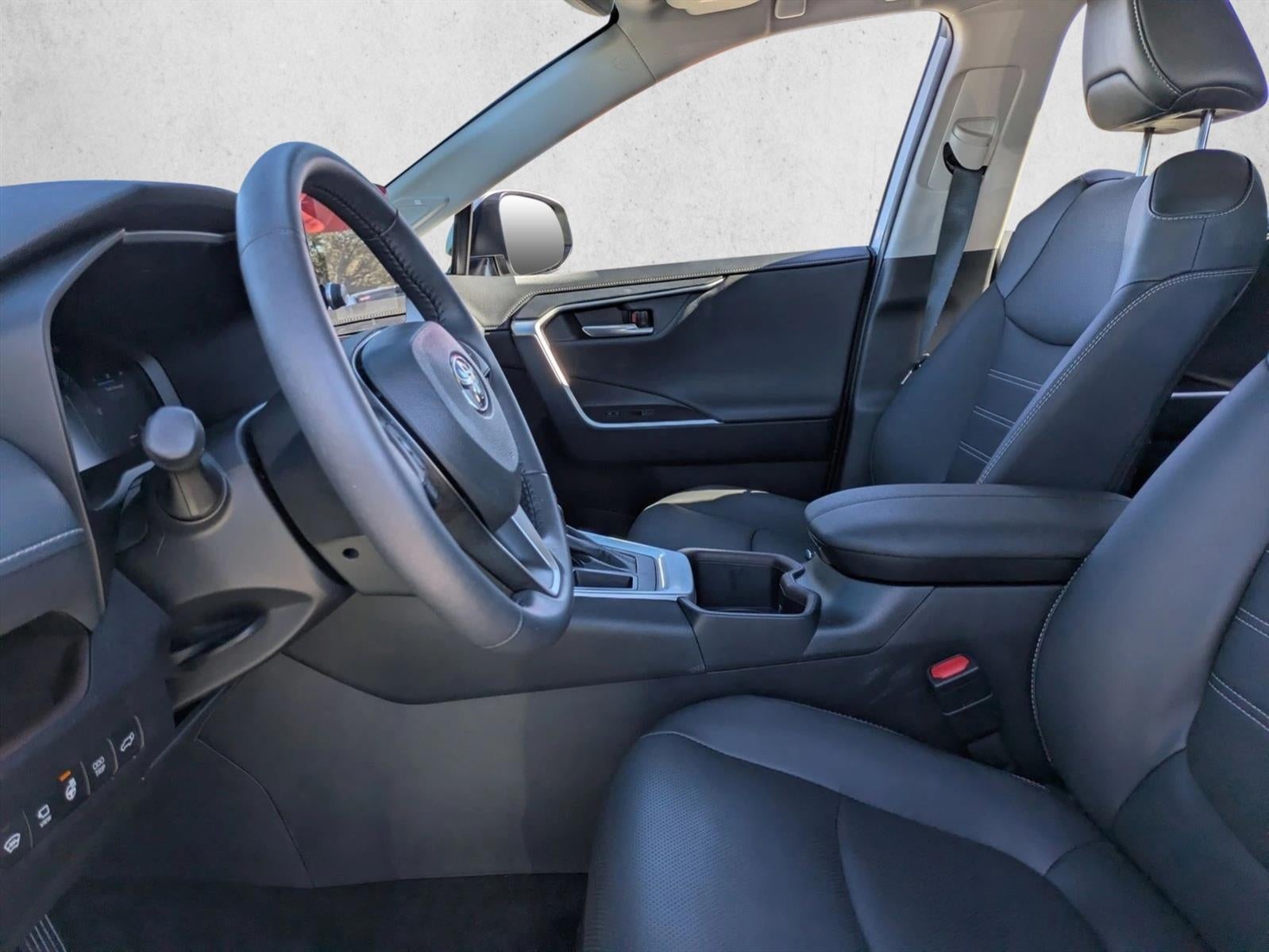 2025 Toyota RAV4 Limited FWD (Natl)