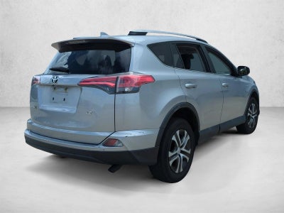 2018 Toyota RAV4 LE FWD (GS)