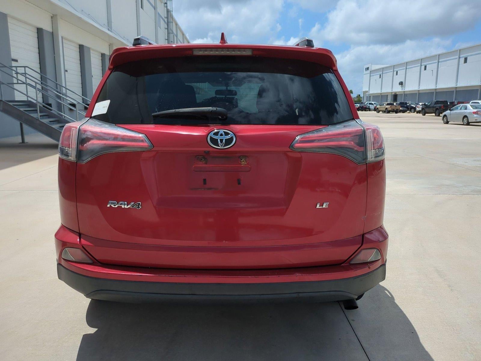 2016 Toyota RAV4 FWD 4dr LE (GS)