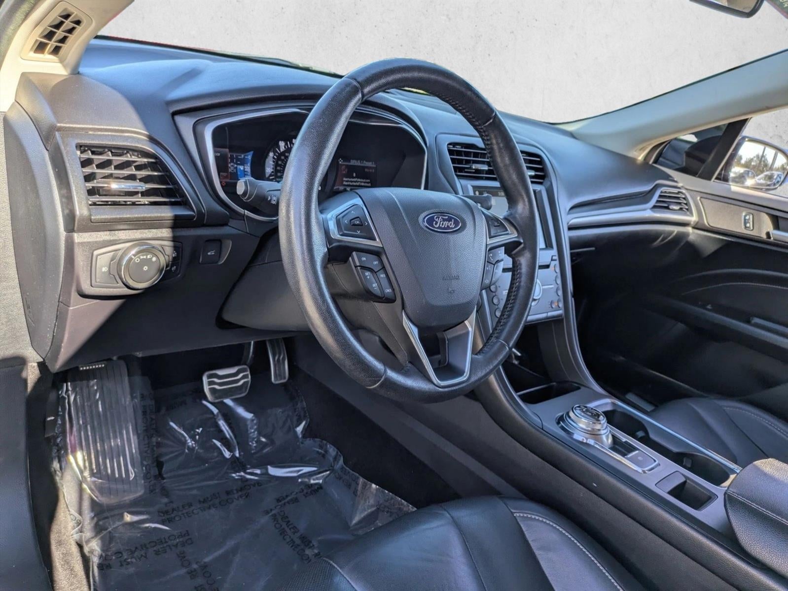 2017 Ford Fusion Titanium FWD