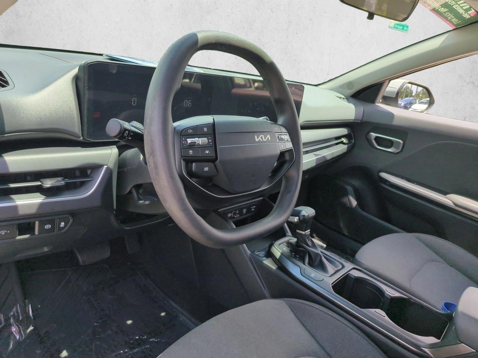 2025 Kia K4 LXS FWD
