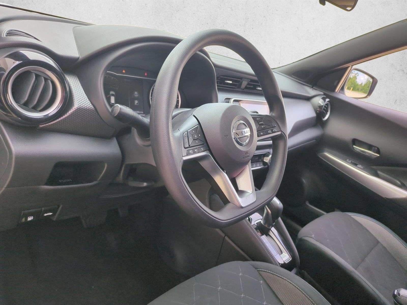 2020 Nissan Kicks SV FWD
