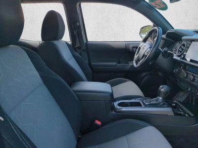 2022 Toyota Tacoma 2WD 2WD TRD Sport Double Cab 5' Bed V6 AT (Natl)