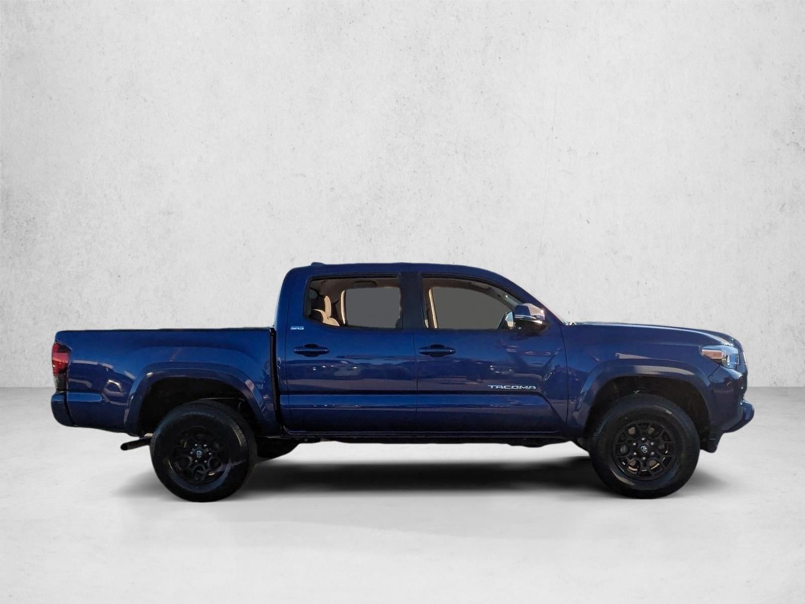 2022 Toyota Tacoma 2WD 2WD SR5 Double Cab 5' Bed V6 AT (GS)