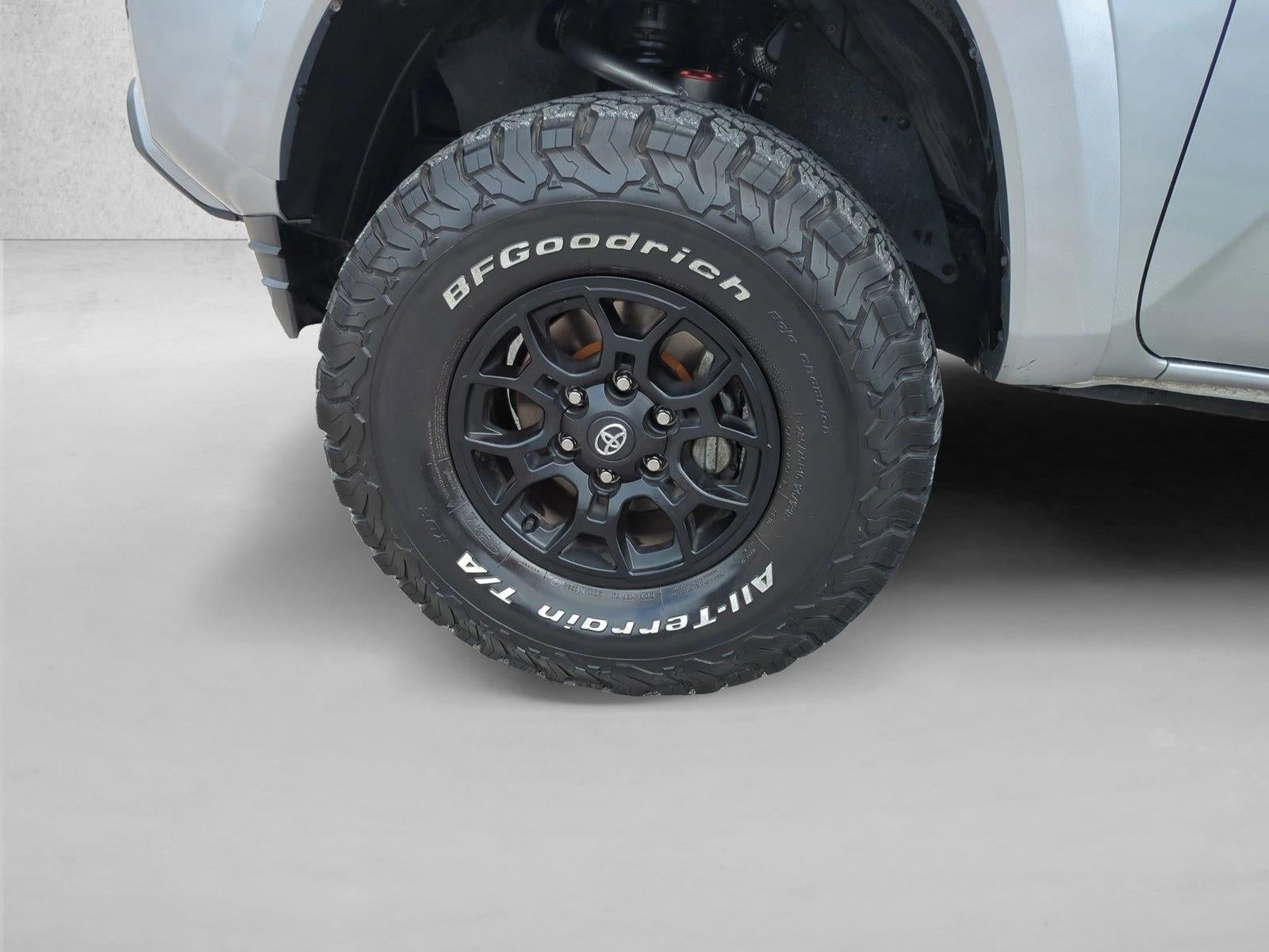 2022 Toyota Tacoma 2WD 2WD SR5 Double Cab 5' Bed V6 AT (GS)