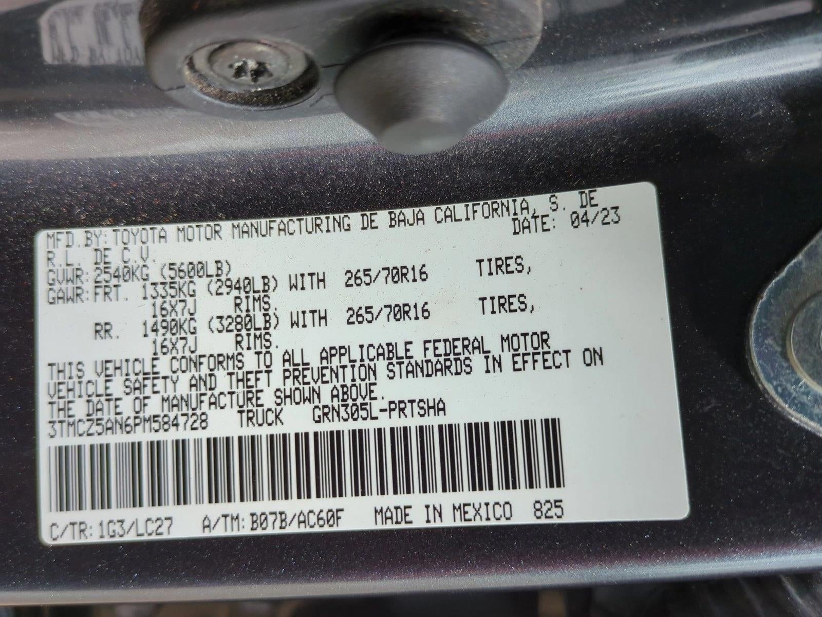 2023 Toyota Tacoma 4WD 4WD TRD Off Road Double Cab 5' Bed V6 AT (Natl)