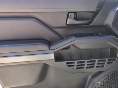 2024 Toyota Tacoma 2WD 2WD SR5 Double Cab 5' Bed AT (Natl)