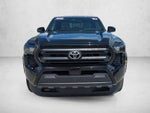 2024 Toyota Tacoma 2WD 2WD SR5 Double Cab 5' Bed AT (SE)