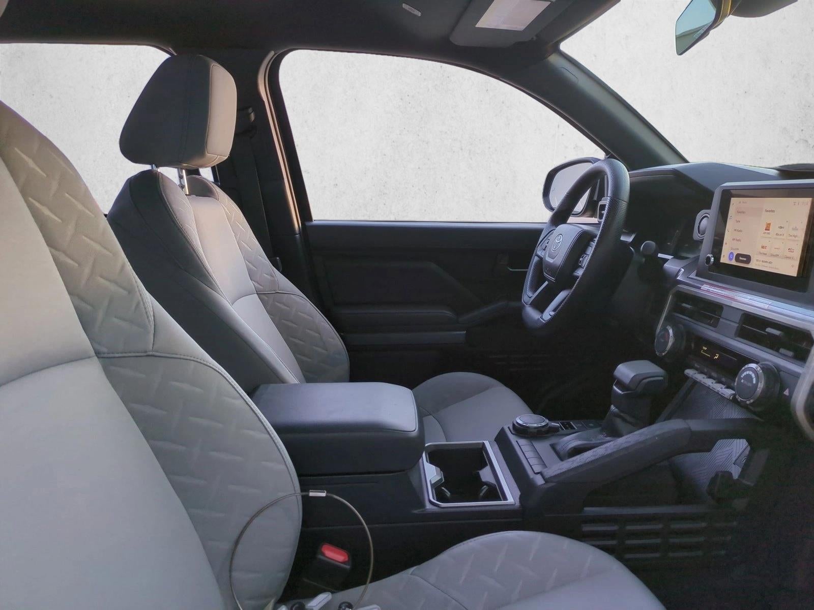 2025 Toyota Tacoma 4WD 4WD SR5 Double Cab 5' Bed AT (GS)
