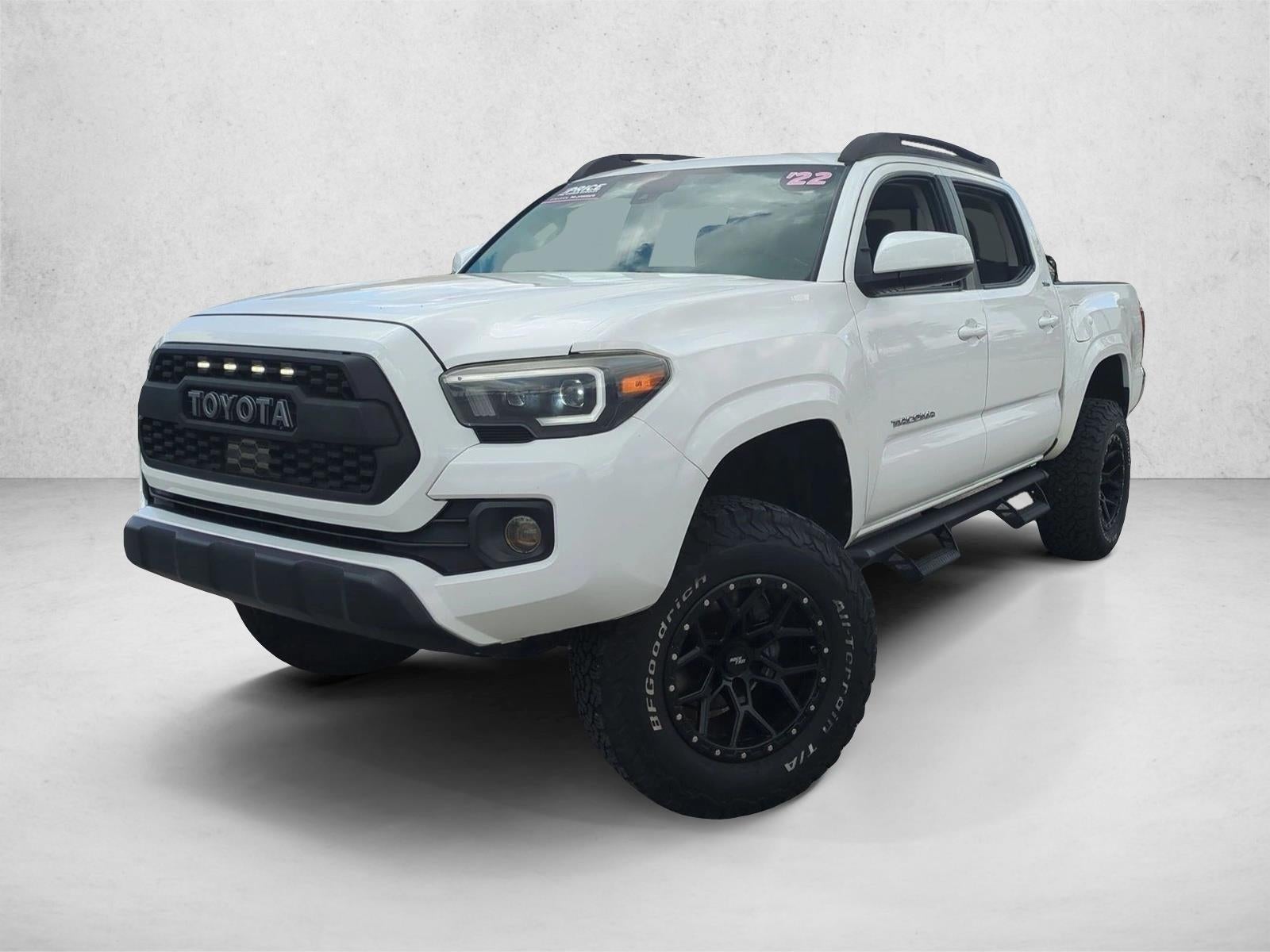 2022 Toyota Tacoma 2WD 2WD SR5 Double Cab 5' Bed I4 AT (SE)