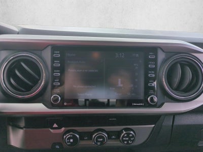 2022 Toyota Tacoma 2WD 2WD SR5 Double Cab 5' Bed I4 AT (SE)